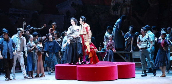 ▲ 오는 17일부터 성남아트센터 오페라하우스에 서 선보일 오페라 ‘카르멘’ 공연 장면.
