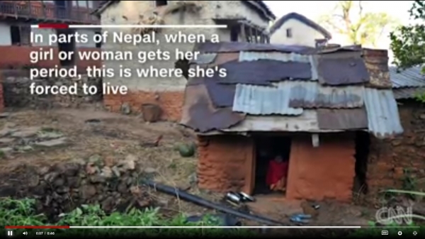 네팔에서 생리하는 여성을 격리조치하는 오두막의 모습